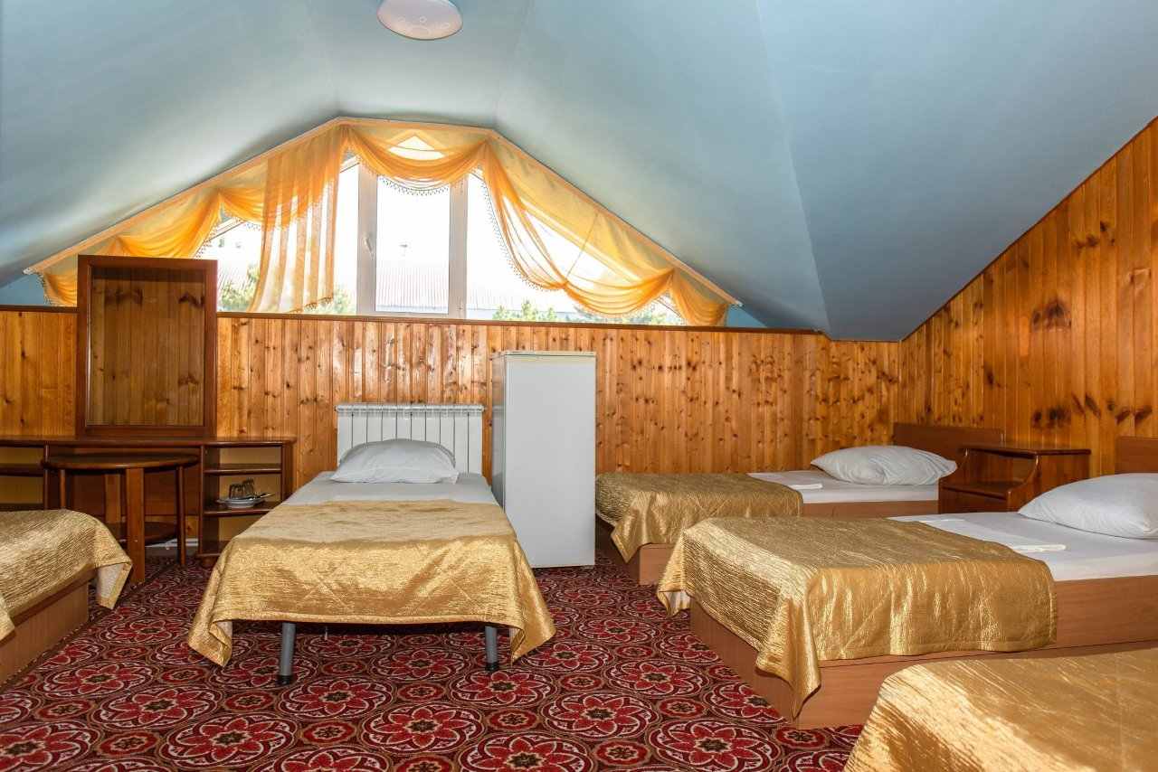 Гостиница  Золотая Линия Витязево